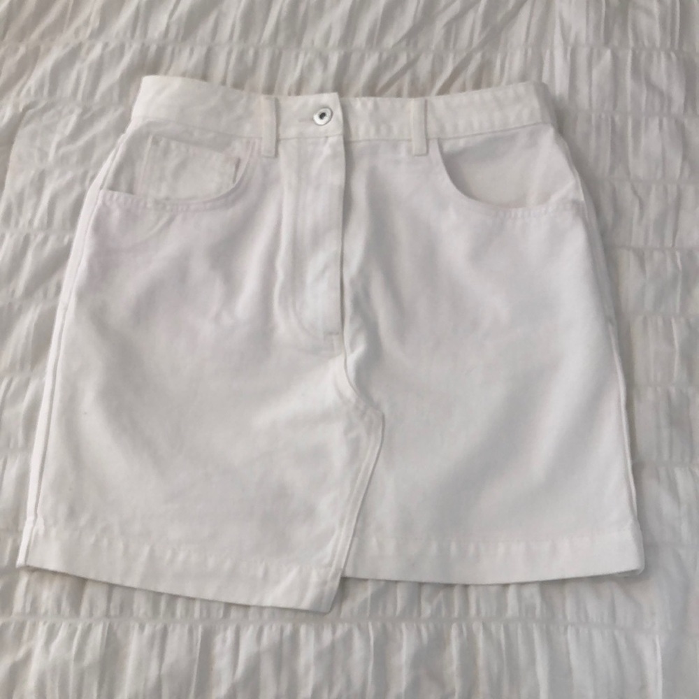 White Mini Pencil Skirt for Resort Wear
